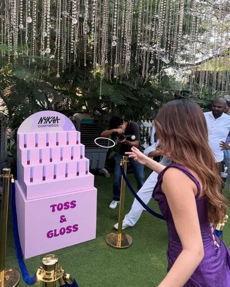 How Can Brands Use Influencers to Make Offline Events More Impactful?