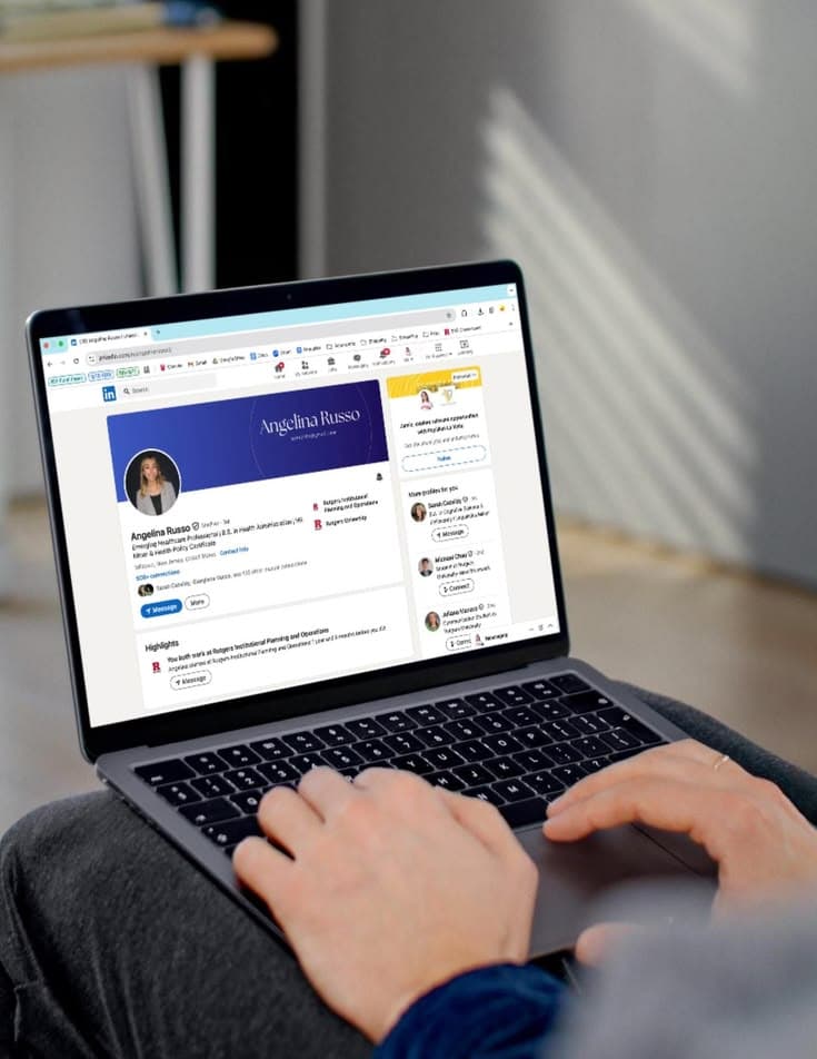 Why Should CEOs Build a Personal Brand on LinkedIn Instead of Letting Their Company Speak Alone?