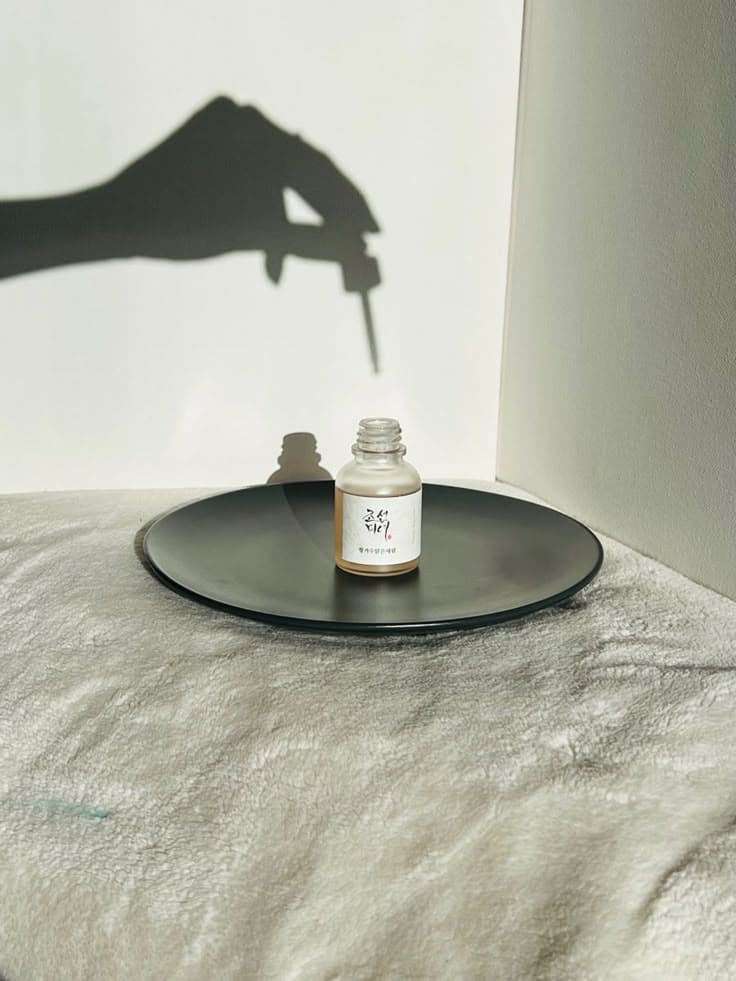 How Can Social Media Marketing Help Skincare Clinics and Beauty Brands Build Trust and Drive Growth?